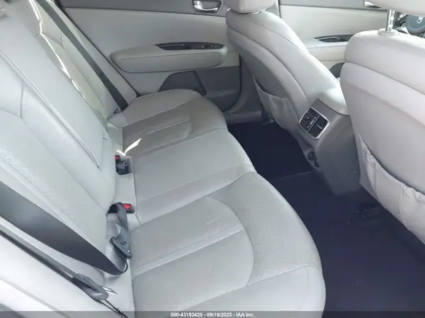 5XXGU4L37GG058017 2016 KIA OPTIMA - Image 8