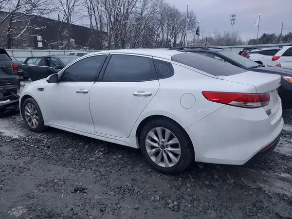 5XXGU4L37GG066988 2016 KIA OPTIMA - Image 2