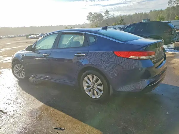 5XXGU4L37GG072452 2016 KIA OPTIMA - Image 2