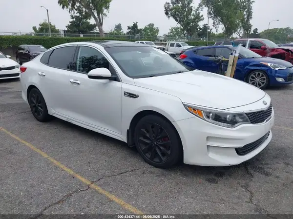 5XXGU4L37GG078610 2016 KIA OPTIMA - Image 1