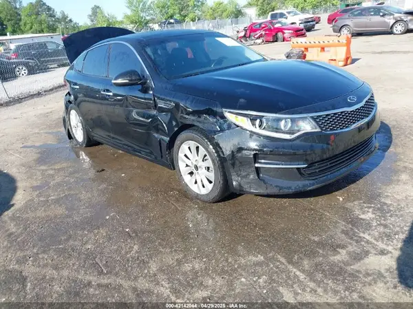 5XXGU4L37GG079739 2016 KIA OPTIMA - Image 1