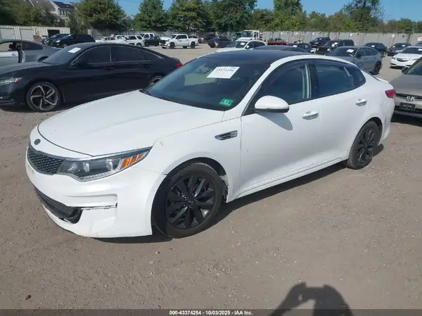 5XXGU4L37GG089297 2016 KIA OPTIMA - Image 2