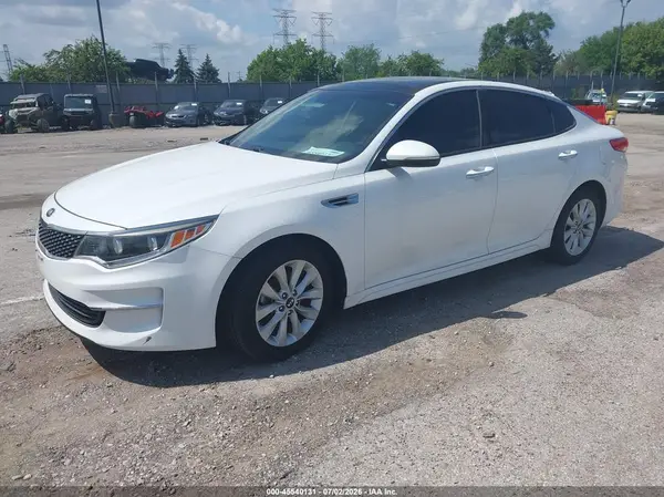5XXGU4L37GG092605 2016 KIA OPTIMA - Image 2