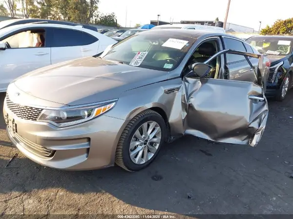 5XXGU4L37GG093480 2016 KIA OPTIMA - Image 2