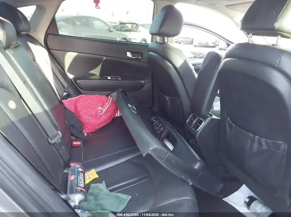 5XXGU4L37GG093480 2016 KIA OPTIMA - Image 8