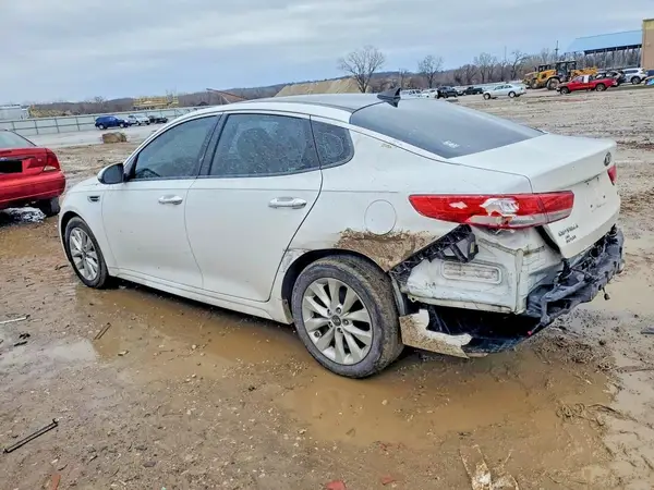 5XXGU4L37GG093754 2016 KIA OPTIMA - Image 2