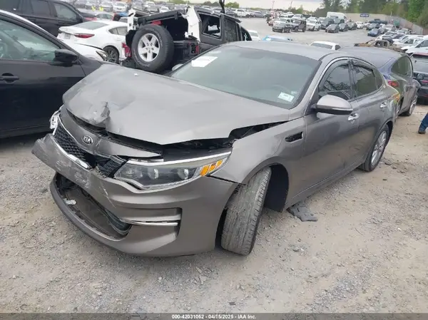 5XXGU4L37GG096931 2016 KIA OPTIMA - Image 2