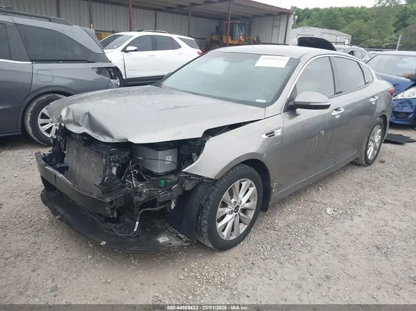 5XXGU4L37GG097660 2016 KIA OPTIMA - Image 2