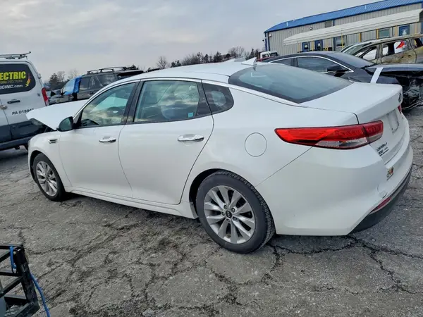 5XXGU4L37GG098064 2016 KIA OPTIMA - Image 2