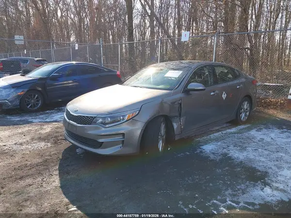 5XXGU4L37GG099814 2016 KIA OPTIMA - Image 2