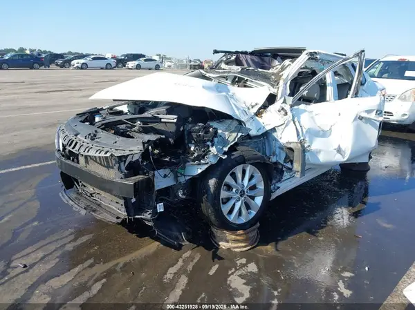 5XXGU4L37GG103537 2016 KIA OPTIMA - Image 2