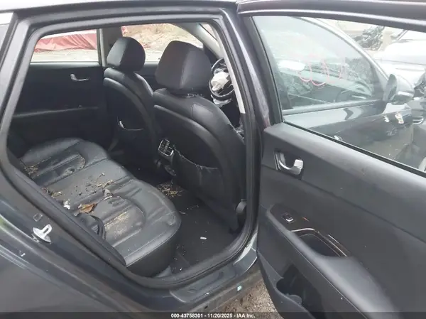 5XXGU4L37GG111332 2016 KIA OPTIMA - Image 8