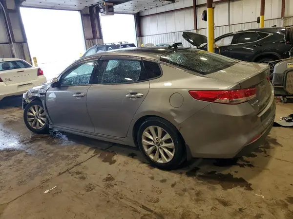 5XXGU4L37GG113887 2016 KIA OPTIMA - Image 2