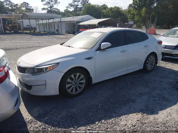 5XXGU4L37GG120855 2016 KIA OPTIMA - Image 2