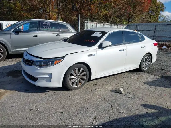 5XXGU4L37HG121604 2017 KIA OPTIMA - Image 2