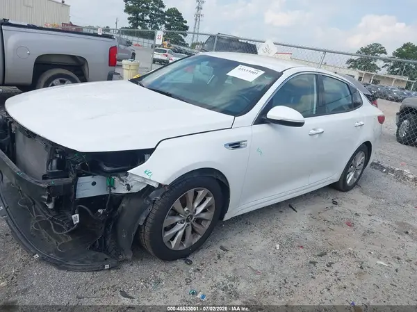 5XXGU4L37HG129444 2017 KIA OPTIMA - Image 2