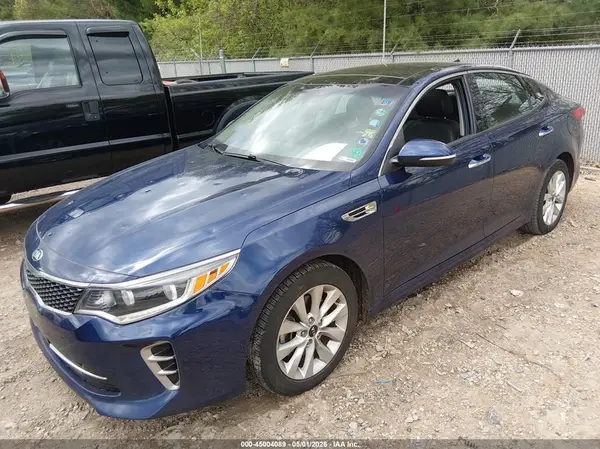 5XXGU4L37HG154411 2017 KIA OPTIMA - Image 2