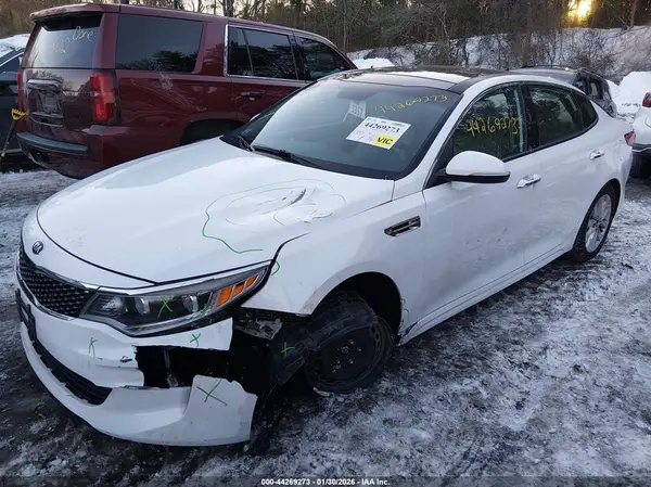 5XXGU4L37HG159253 2017 KIA OPTIMA - Image 2