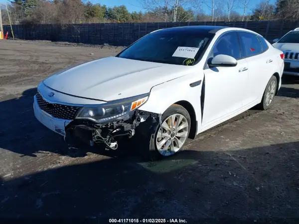 5XXGU4L37HG159530 2017 KIA OPTIMA - Image 2