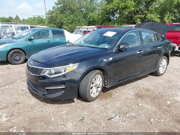 5XXGU4L37HG167529 2017 KIA OPTIMA - Image 2