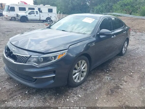 5XXGU4L37HG168163 2017 KIA OPTIMA - Image 2