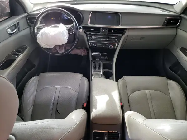 5XXGU4L37HG168261 2017 KIA OPTIMA - Image 8