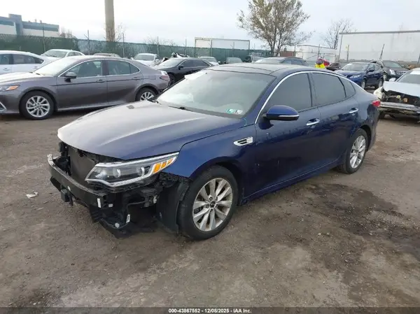 5XXGU4L37HG170186 2017 KIA OPTIMA - Image 2