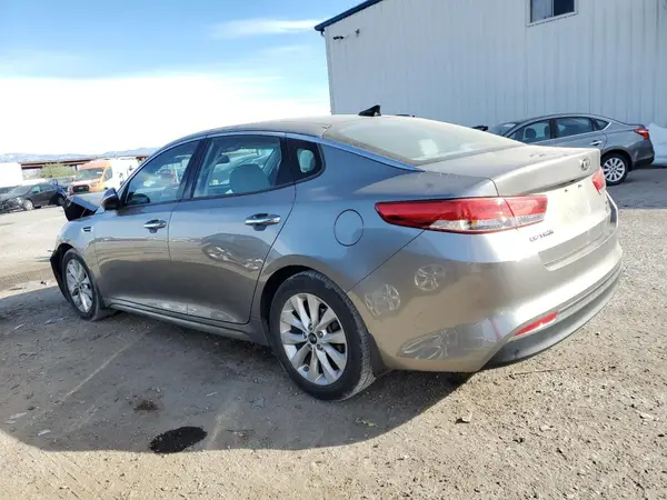 5XXGU4L37JG192940 2018 KIA OPTIMA - Image 2