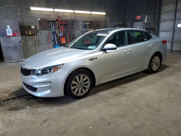 5XXGU4L37JG205198 2018 KIA OPTIMA - Image 1