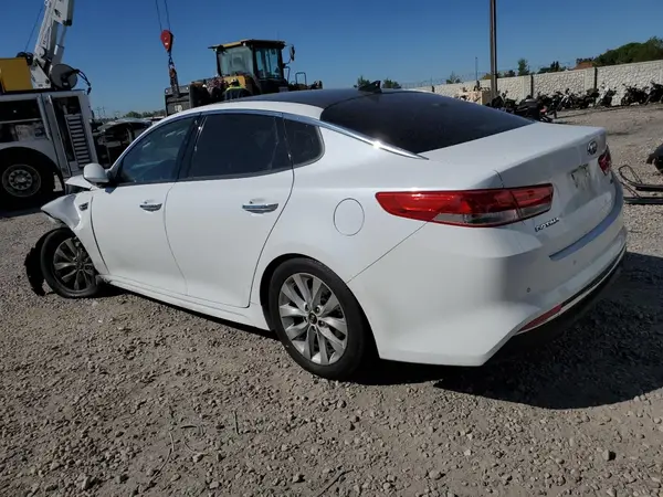 5XXGU4L37JG206108 2018 KIA OPTIMA - Image 2