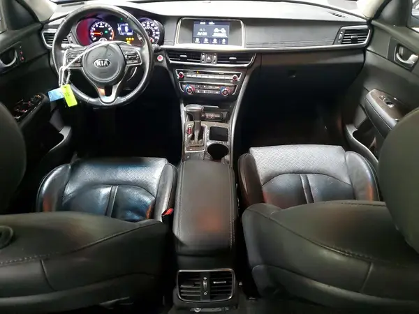 5XXGU4L37JG219859 2018 KIA OPTIMA - Image 8