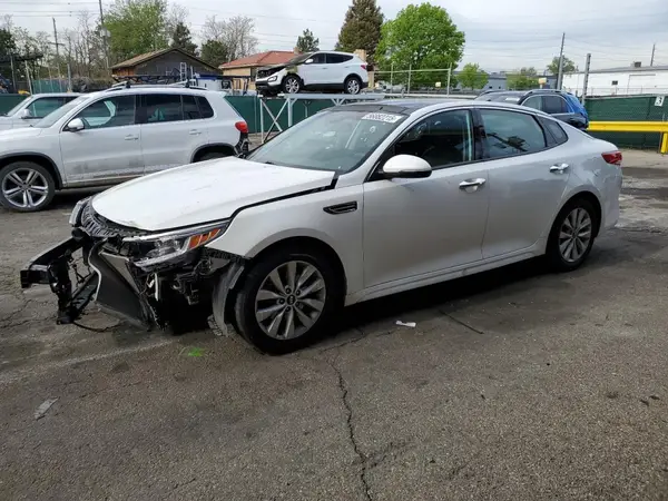 5XXGU4L37JG220526 2018 KIA OPTIMA - Image 1