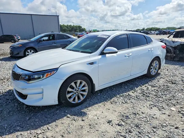 5XXGU4L37JG222552 2018 KIA OPTIMA - Image 1
