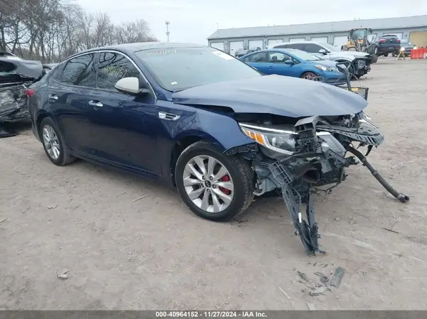 5XXGU4L37JG230361 2018 KIA OPTIMA - Image 1