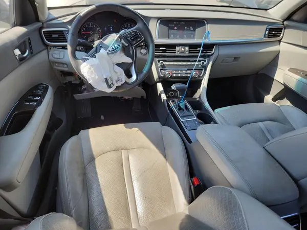 5XXGU4L37JG240260 2018 KIA OPTIMA - Image 8
