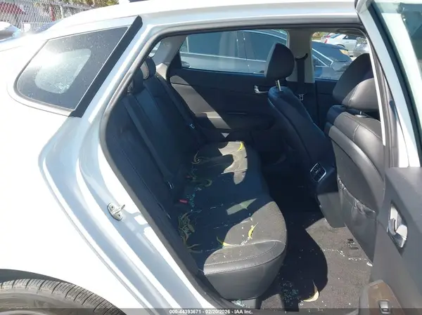 5XXGU4L37JG242641 2018 KIA OPTIMA - Image 8
