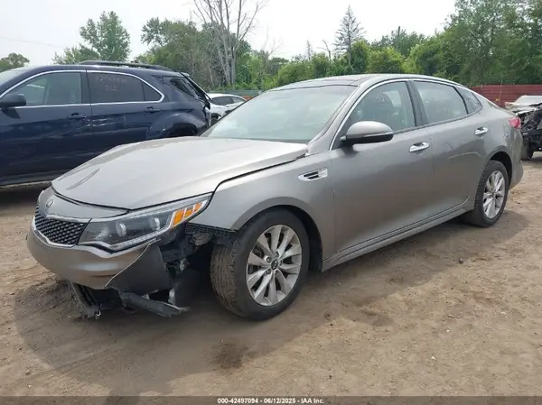 5XXGU4L38GG011014 2016 KIA OPTIMA - Image 2