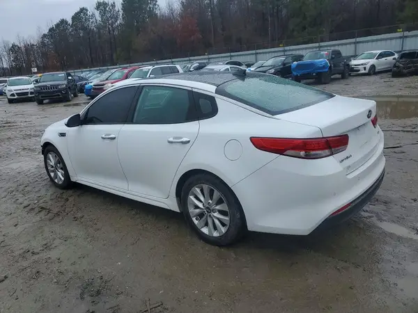5XXGU4L38GG012115 2016 KIA OPTIMA - Image 2