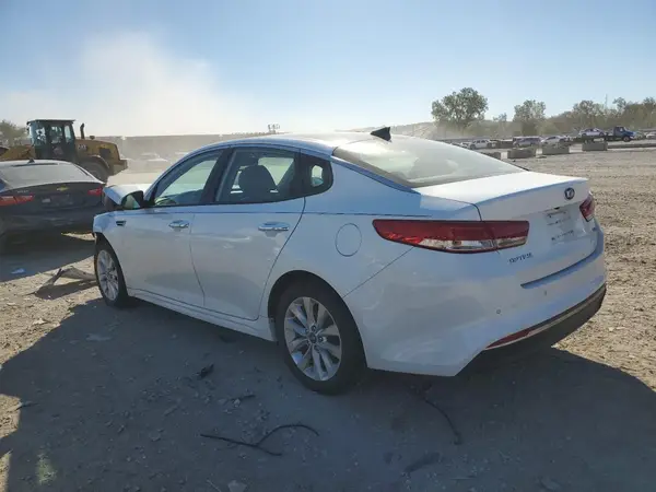 5XXGU4L38GG013040 2016 KIA OPTIMA - Image 2