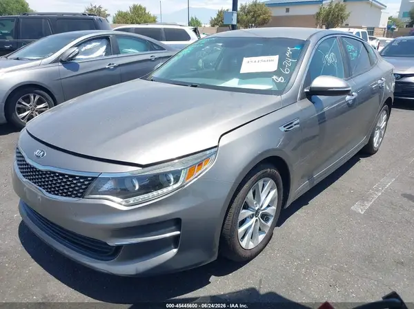5XXGU4L38GG018187 2016 KIA OPTIMA - Image 2