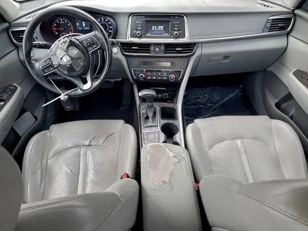5XXGU4L38GG018366 2016 KIA OPTIMA - Image 8