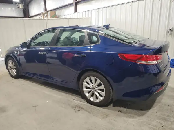 5XXGU4L38GG018464 2016 KIA OPTIMA - Image 2