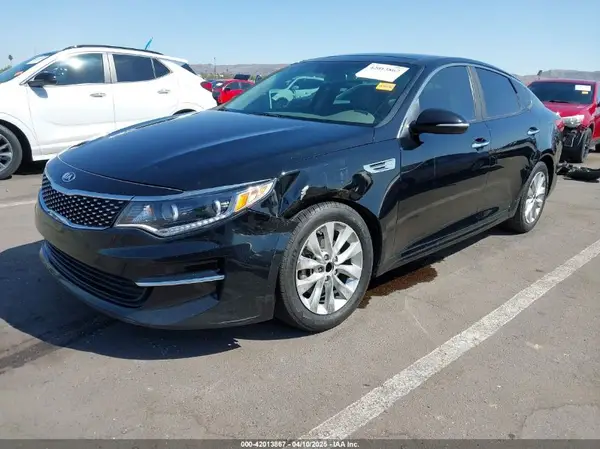 5XXGU4L38GG032056 2016 KIA OPTIMA - Image 2