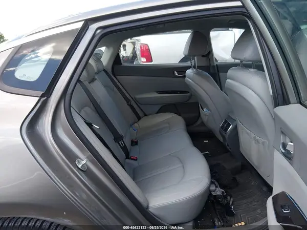5XXGU4L38GG048581 2016 KIA OPTIMA - Image 8