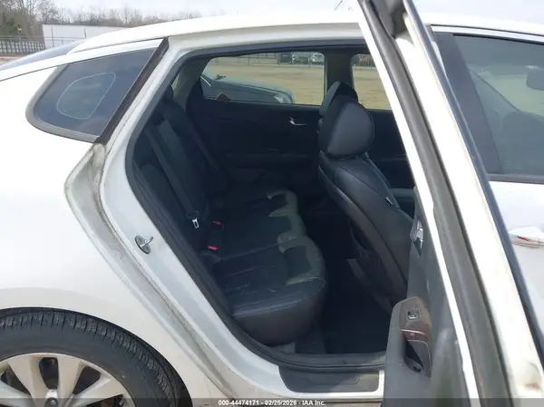 5XXGU4L38GG050492 2016 KIA OPTIMA - Image 8