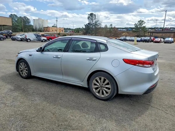 5XXGU4L38GG055613 2016 KIA OPTIMA - Image 2