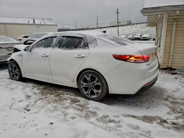 5XXGU4L38GG057233 2016 KIA OPTIMA - Image 2