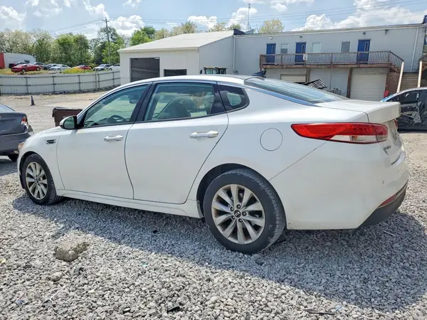 5XXGU4L38GG062240 2016 KIA OPTIMA - Image 2