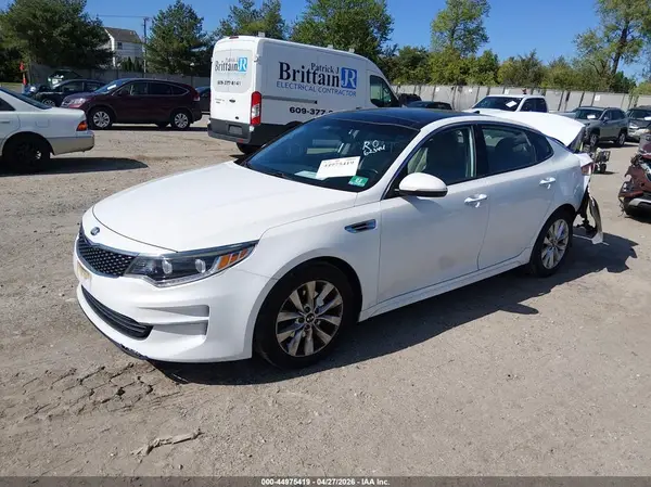 5XXGU4L38GG066384 2016 KIA OPTIMA - Image 2