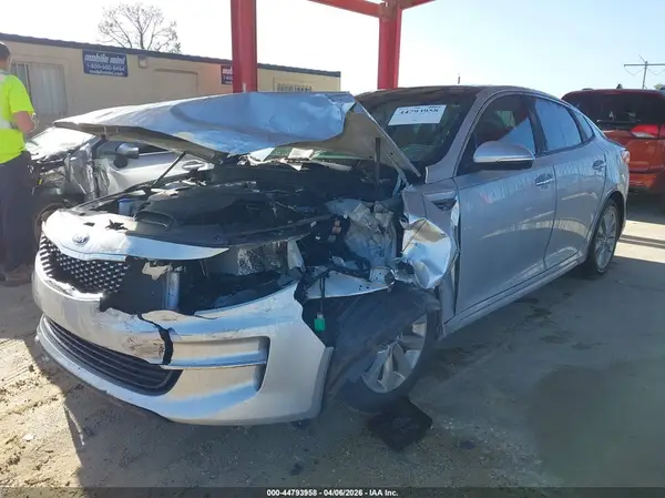 5XXGU4L38GG069317 2016 KIA OPTIMA - Image 2